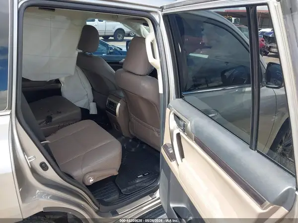 JTJAM7BXXM5285047 2021 LEXUS GX - Image 8