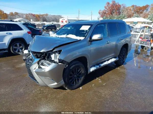 JTJAM7BXXM5287073 2021 LEXUS GX - Image 2
