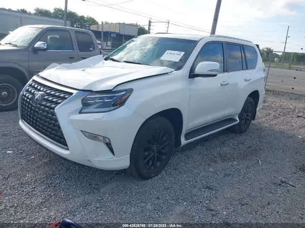 JTJAM7BXXN5330330 2022 LEXUS GX - Image 2