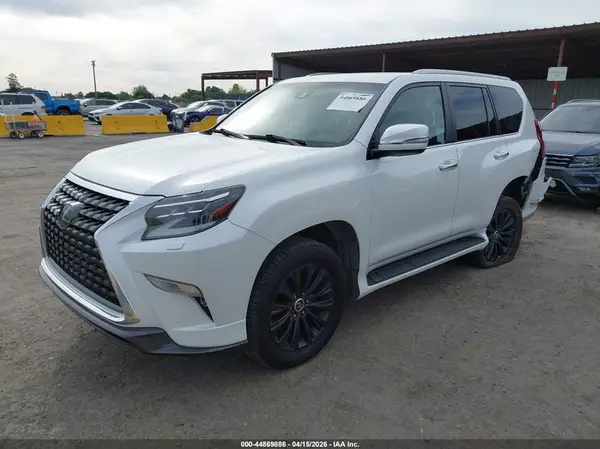 JTJAM7BXXN5332045 2022 LEXUS GX - Image 2