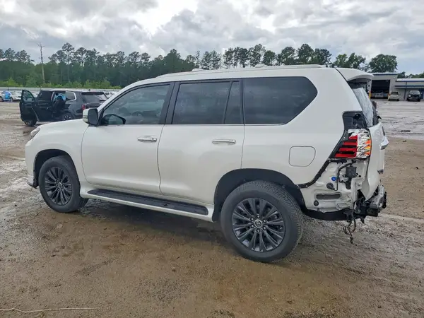 JTJAM7BXXP5347986 2023 LEXUS GX - Image 2