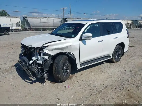JTJAM7BXXP5359961 2023 LEXUS GX - Image 2