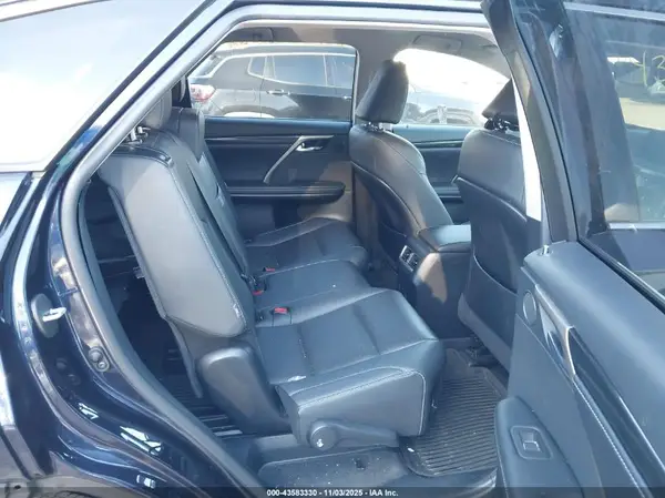 JTJAZKFA0N2037399 2022 LEXUS RX - Image 8