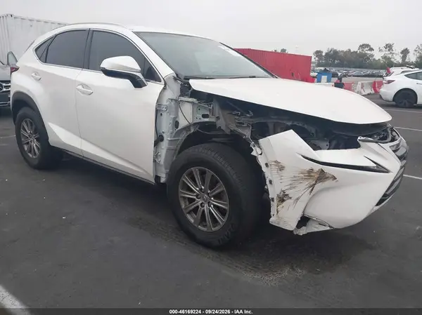 JTJBARBZ1G2070415 2016 LEXUS NX - Image 1