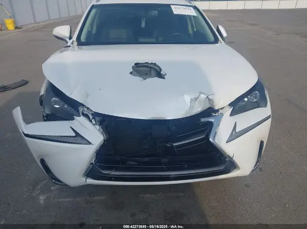 2017 LEXUS NX auction photo 6