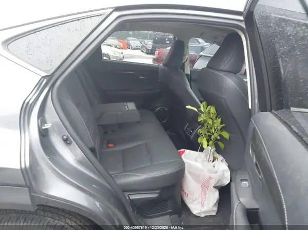 JTJBARBZ4J2162920 2018 LEXUS NX - Image 8