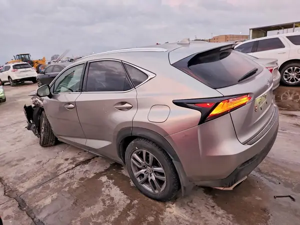JTJBARBZ5G2066013 2016 LEXUS NX - Image 2