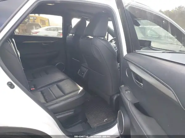 2019 LEXUS NX auction photo 8