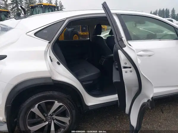 JTJBARBZ6K2183916 2019 LEXUS NX - Image 8