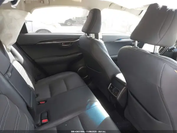 JTJBARBZXG2060563 2016 LEXUS NX - Image 8