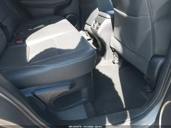 JTJBARBZXG2066072 2016 LEXUS NX - Image 8