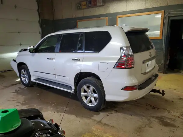 JTJBM7FX0G5123981 2016 LEXUS GX - Image 2