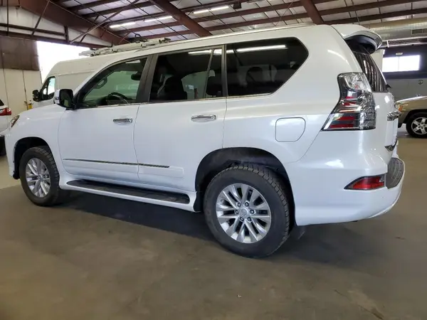 JTJBM7FX0G5137556 2016 LEXUS GX - Image 2