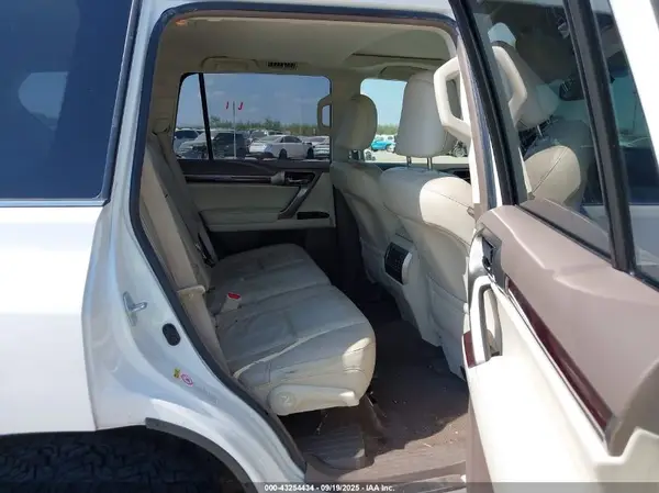 JTJBM7FX0G5149044 2016 LEXUS GX - Image 8