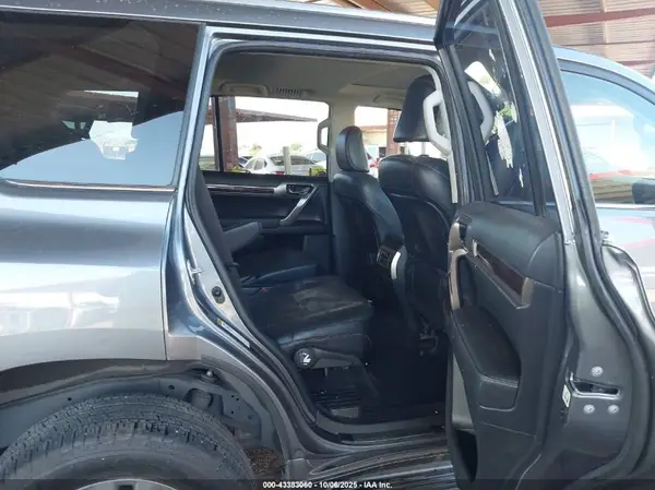 JTJBM7FX0H5155749 2017 LEXUS GX - Image 8