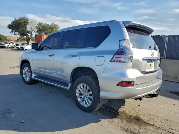 JTJBM7FX0J5183217 2018 LEXUS GX - Image 2