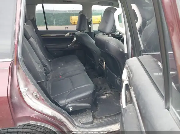 JTJBM7FX0J5186621 2018 LEXUS GX - Image 8