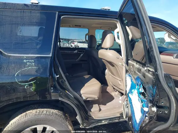 JTJBM7FX0J5203983 2018 LEXUS GX - Image 8