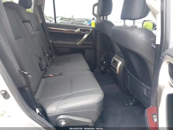 JTJBM7FX0K5211406 2019 LEXUS GX - Image 8