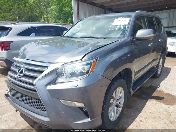 JTJBM7FX0K5213396 2019 LEXUS GX - Image 2