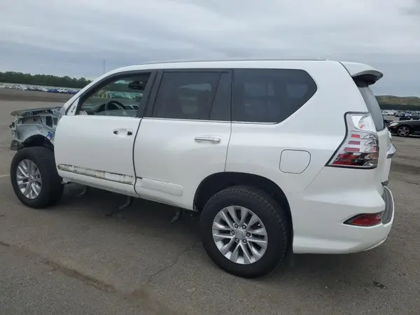 JTJBM7FX0K5218811 2019 LEXUS GX - Image 2