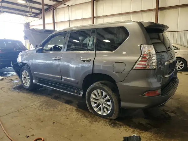 JTJBM7FX0K5235639 2019 LEXUS GX - Image 2