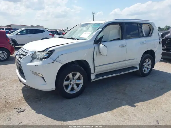 JTJBM7FX1G5133502 2016 LEXUS GX - Image 2