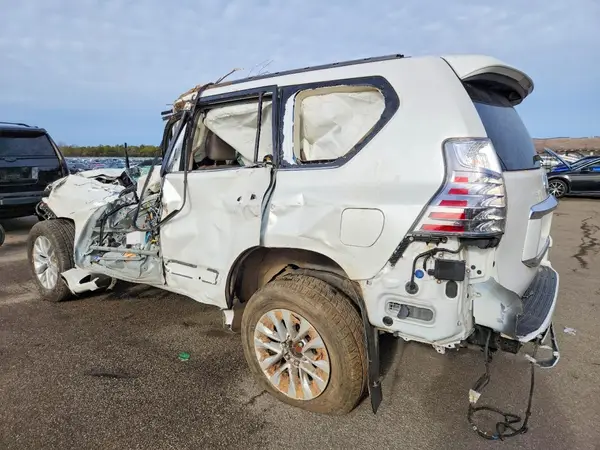 JTJBM7FX1H5153525 2017 LEXUS GX - Image 2