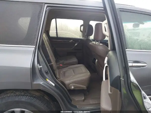 JTJBM7FX1H5163259 2017 LEXUS GX - Image 8
