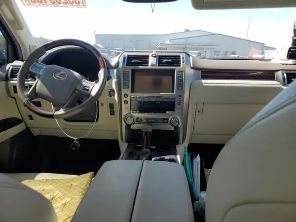JTJBM7FX1H5180952 2017 LEXUS GX - Image 8