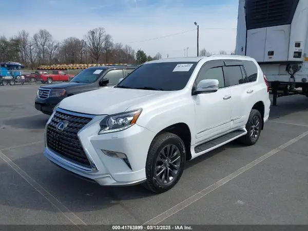 JTJBM7FX1J5184179 2018 LEXUS GX - Image 2