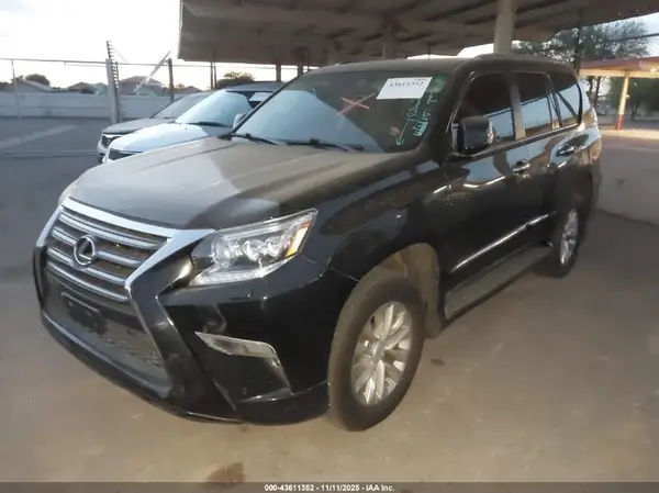 JTJBM7FX1J5192623 2018 LEXUS GX - Image 2