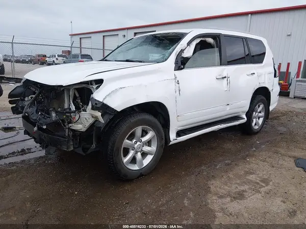 JTJBM7FX1J5194081 2018 LEXUS GX - Image 2