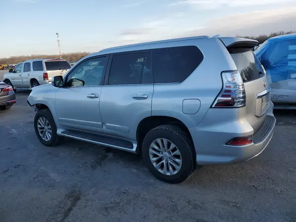 JTJBM7FX1J5209663 2018 LEXUS GX - Image 2