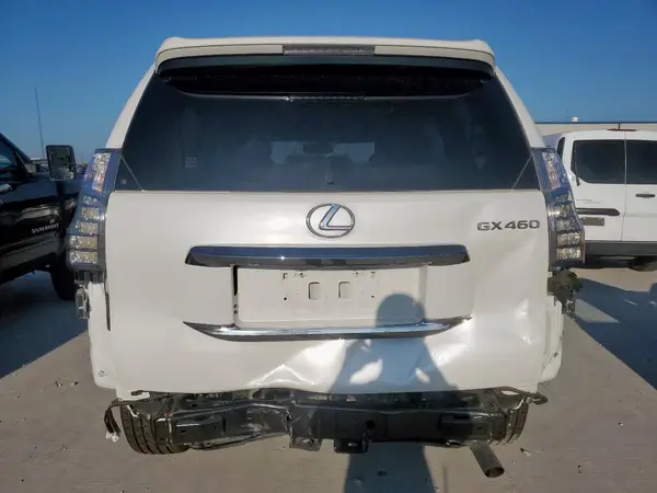 2019 LEXUS GX COPART lot 72032305 auction photo 6