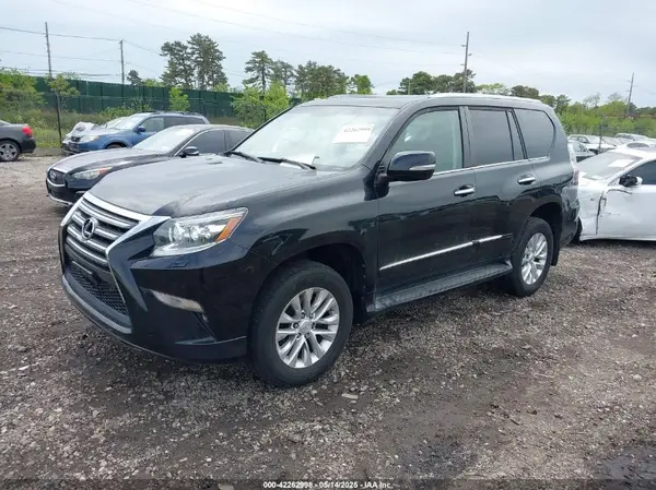 JTJBM7FX1K5225329 2019 LEXUS GX - Image 2