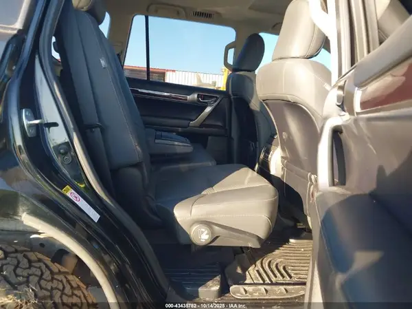 JTJBM7FX1K5226223 2019 LEXUS GX - Image 8