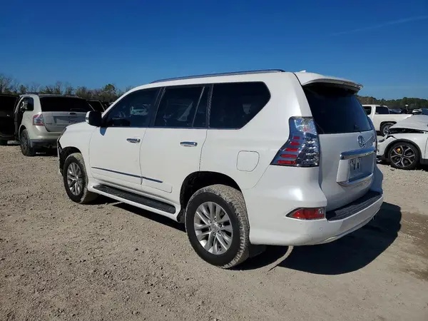 JTJBM7FX1K5228909 2019 LEXUS GX - Image 2