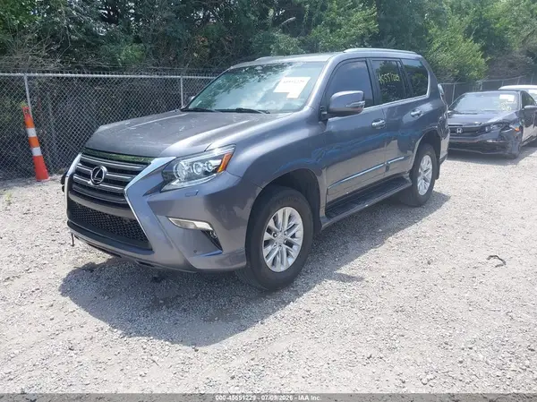 JTJBM7FX1K5236959 2019 LEXUS GX - Image 2
