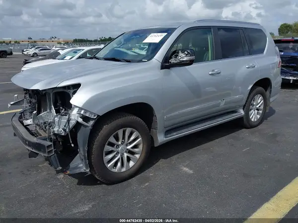 JTJBM7FX2G5139289 2016 LEXUS GX - Image 2
