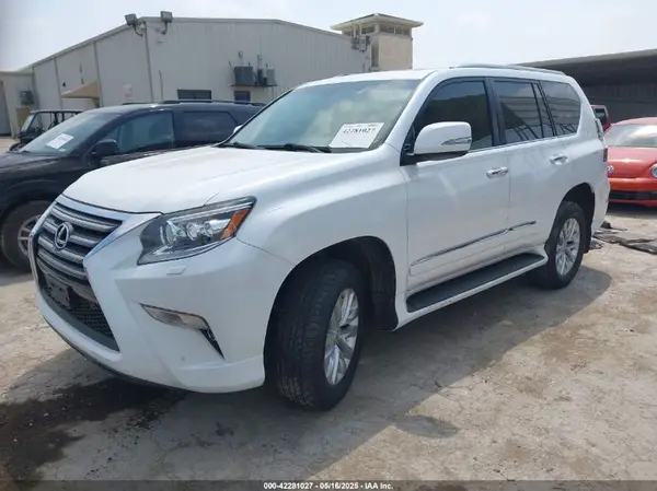 JTJBM7FX2H5170902 2017 LEXUS GX - Image 2