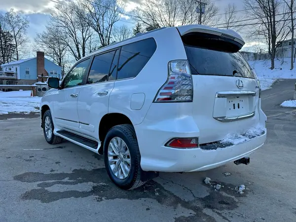 JTJBM7FX2H5172360 2017 LEXUS GX - Image 2