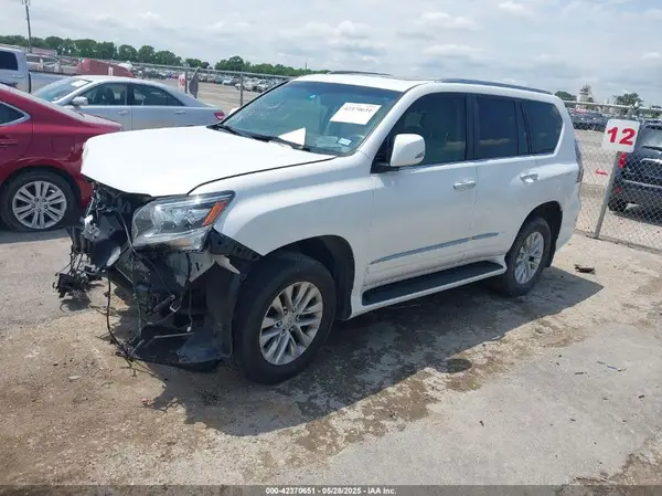 JTJBM7FX2H5178773 2017 LEXUS GX - Image 2