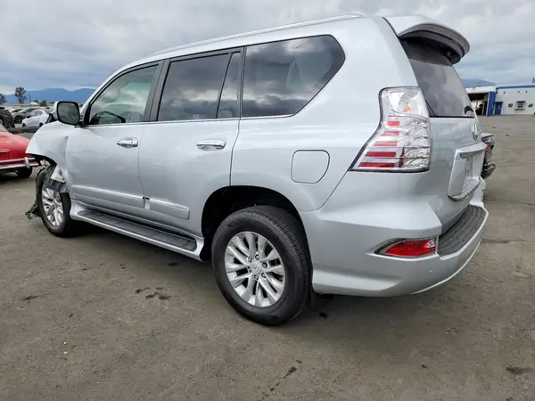 JTJBM7FX2J5200860 2018 LEXUS GX - Image 2