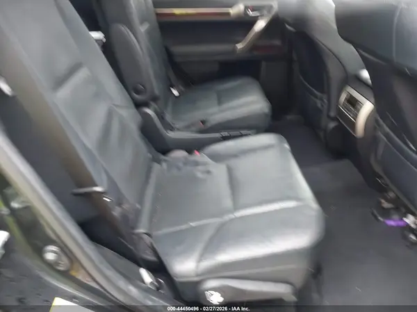 JTJBM7FX2K5210595 2019 LEXUS GX - Image 8