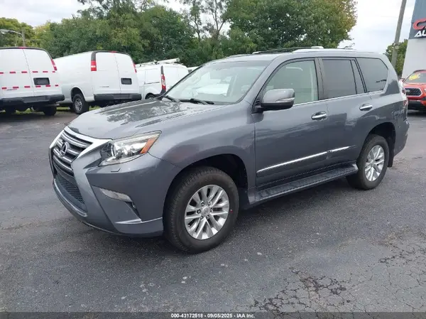 JTJBM7FX2K5212752 2019 LEXUS GX - Image 2