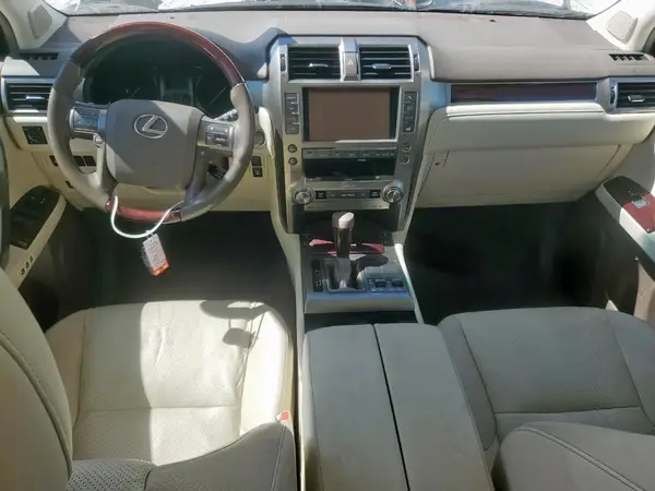 JTJBM7FX2K5217143 2019 LEXUS GX - Image 8