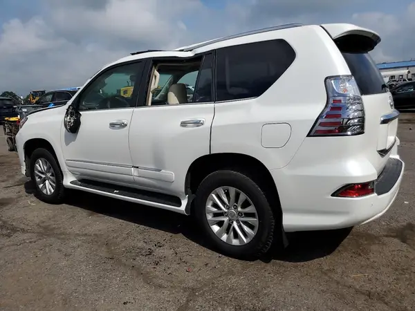 JTJBM7FX2K5222374 2019 LEXUS GX - Image 2
