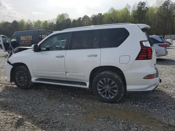 JTJBM7FX2K5223931 2019 LEXUS GX - Image 2