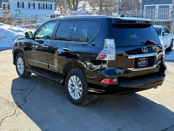 JTJBM7FX2K5226117 2019 LEXUS GX - Image 2